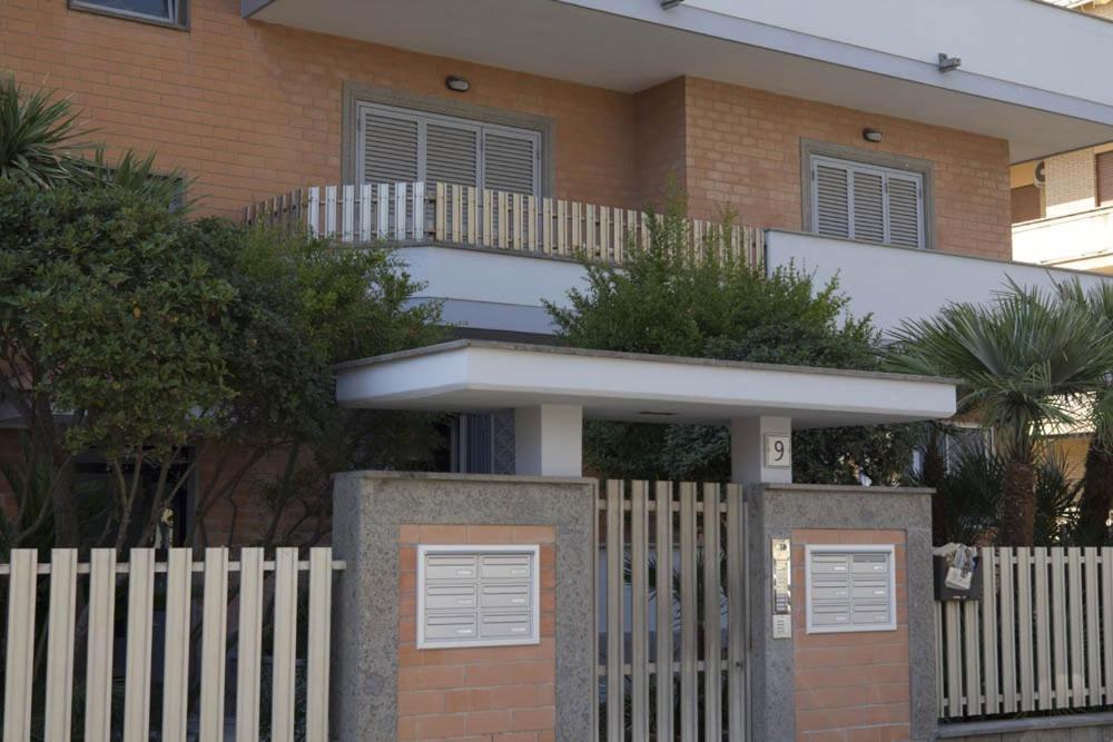 Apartamento Rosa's House Rome Airport